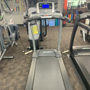 Life Fitness F3 Treadmill — [Display Model]