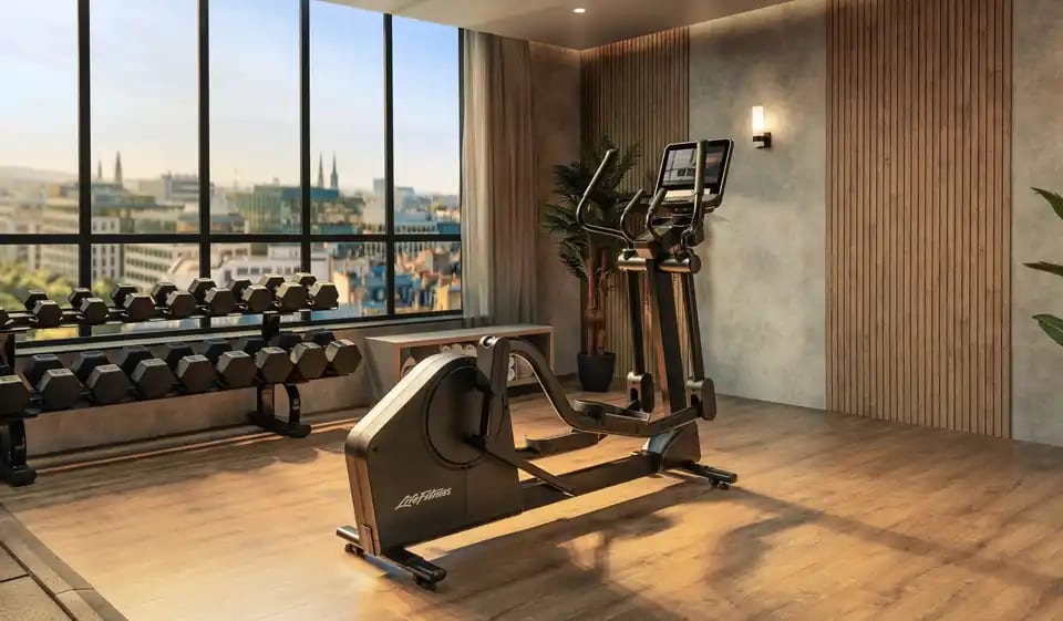 Life Fitness Atmos Elliptical Cross-Trainer Life Fitness Elliptical, ARC, Zero Runner, Seated Elliptical life-fitness_atmos-elliptical_main