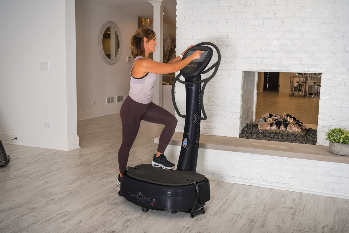 Power Plate MY8 - Black PowerPlate Advanced Flexibility; Powerplates my8-Lifestyle-3